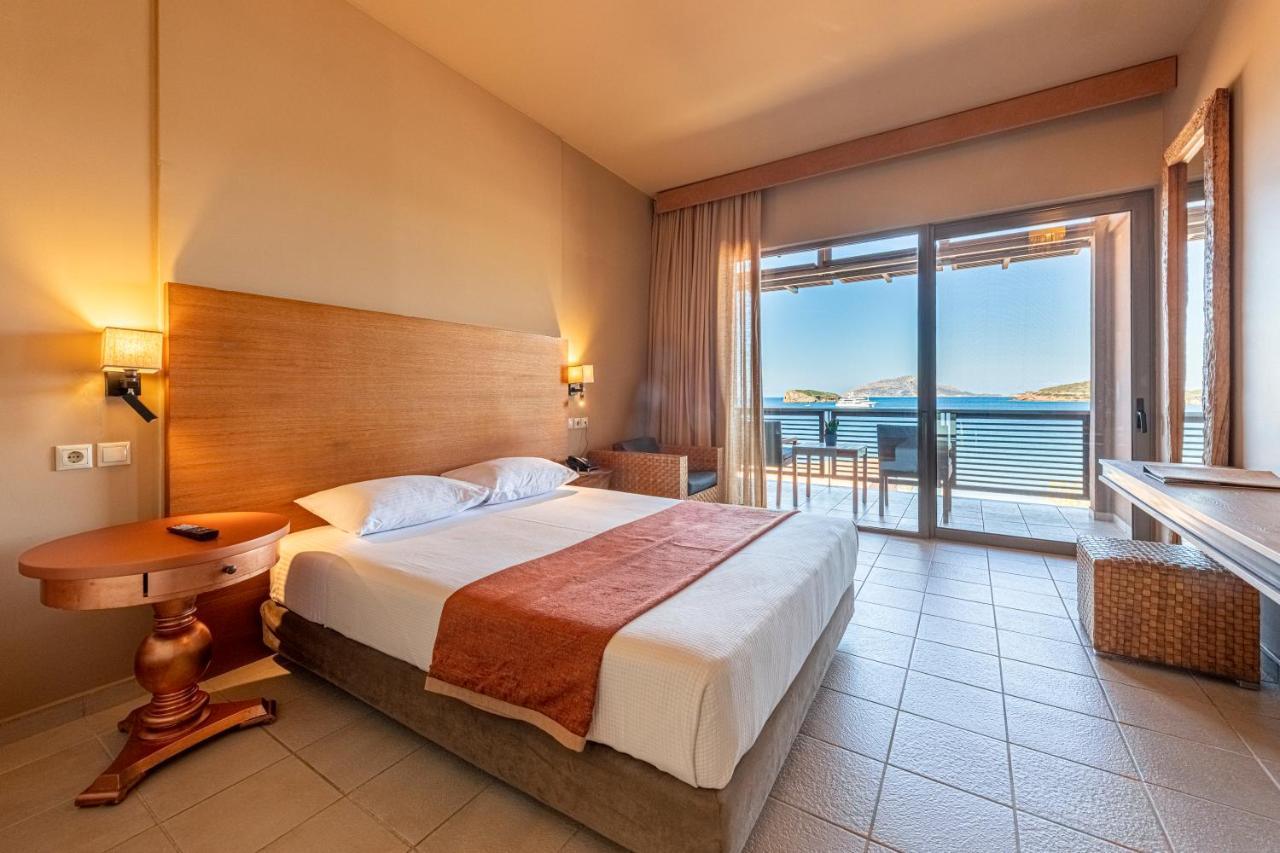 Aegeon Beach Hotel Szúnio Kültér fotó