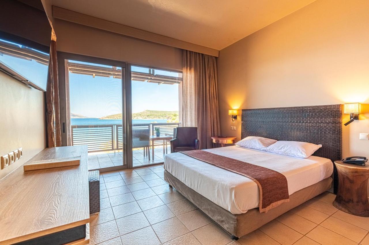 Aegeon Beach Hotel Szúnio Kültér fotó