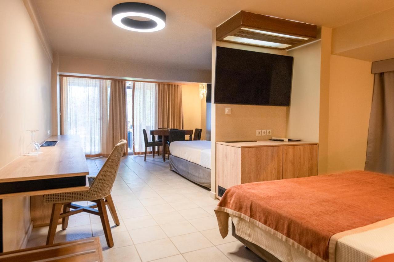 Aegeon Beach Hotel Szúnio Kültér fotó