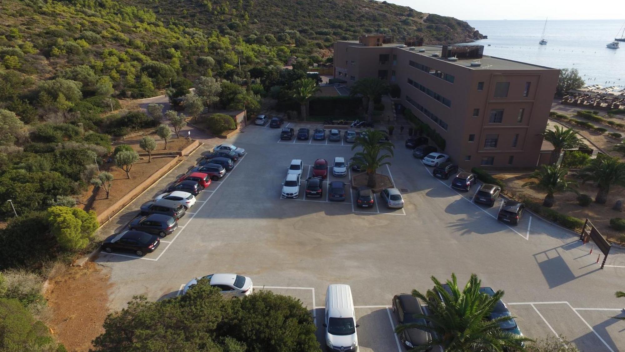 Aegeon Beach Hotel Szúnio Kültér fotó